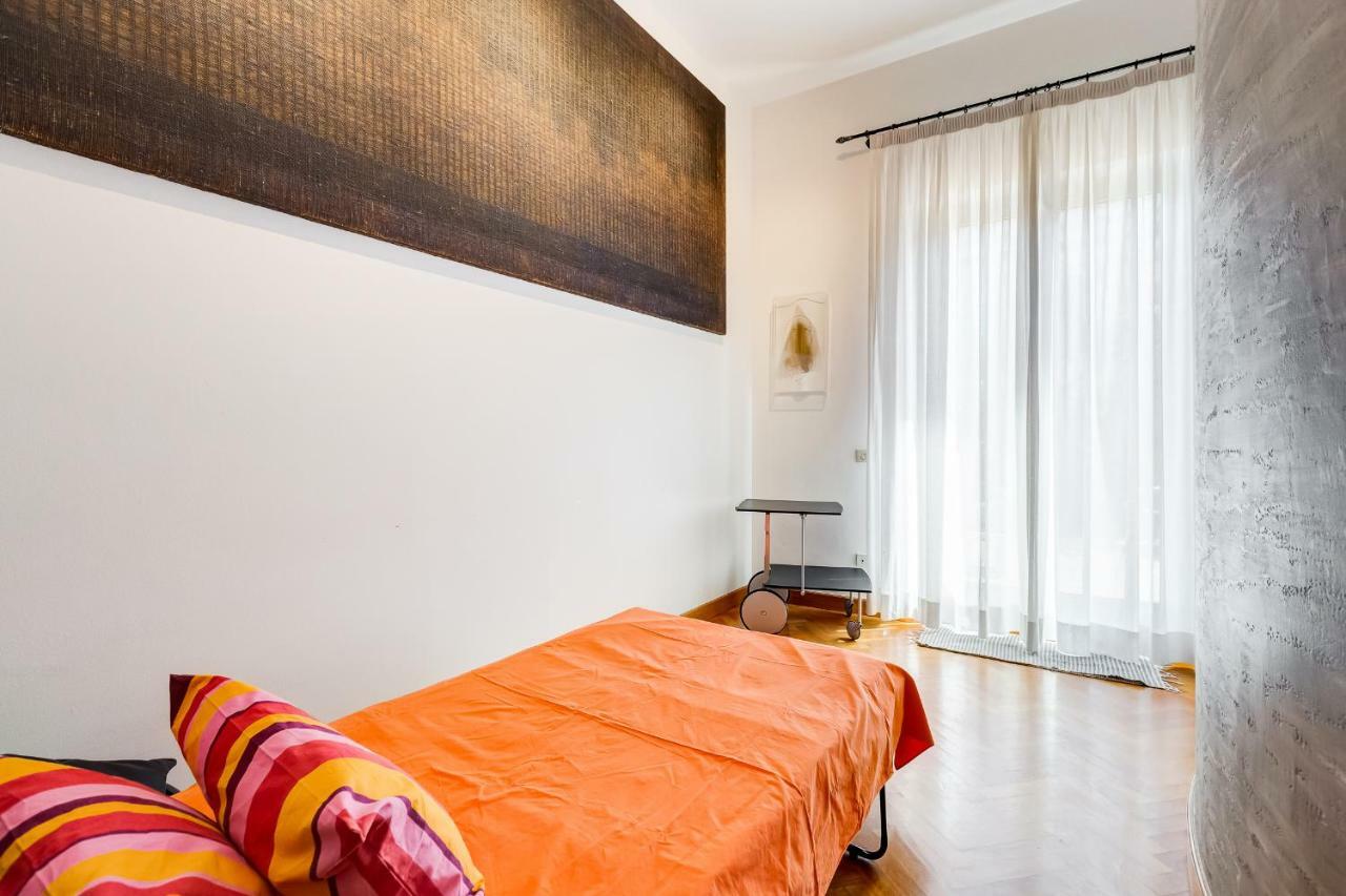 Colosseum Terrace Apartment Рим Екстер'єр фото