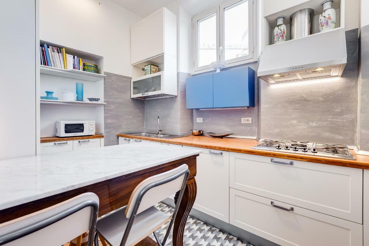 Colosseum Terrace Apartment Рим Екстер'єр фото